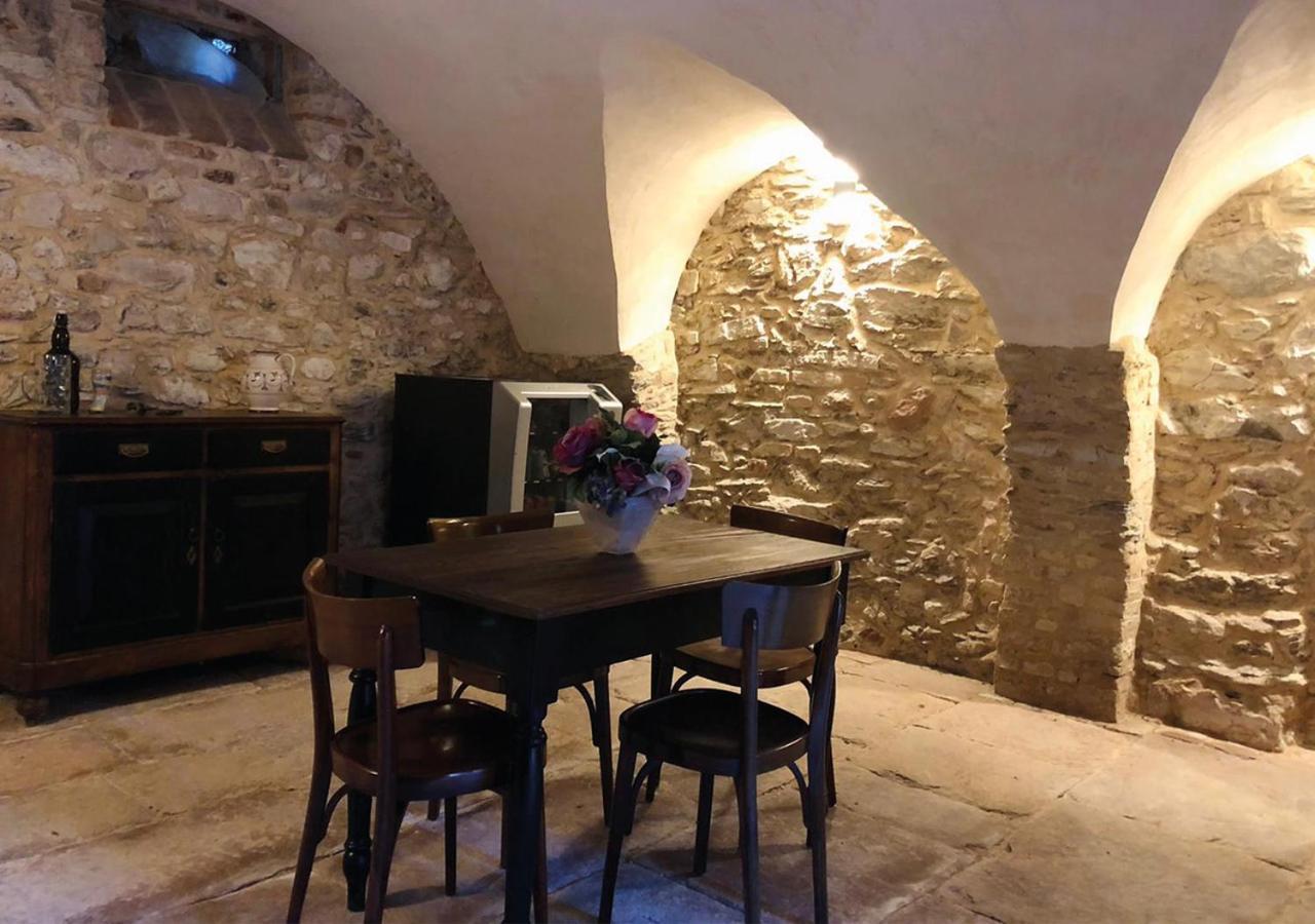 B&B Il Sogno Nel Borgo Гарньяно Экстерьер фото